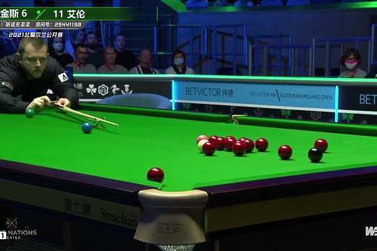 并且在战术 并且在战术