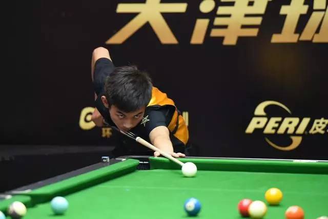 厚望地期待 厚望地期待